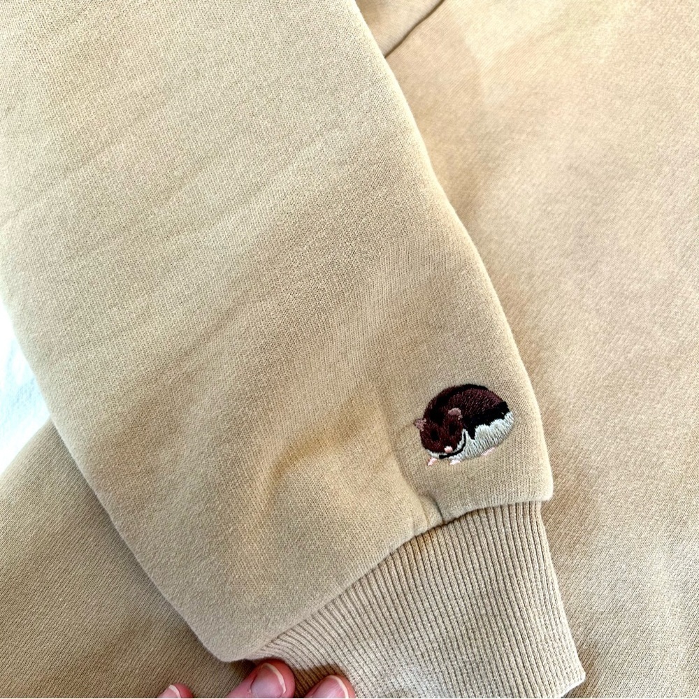 Tan Hamster Sweatshirt Size M - Picture 8 of 9